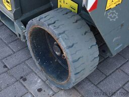 Holland Lift Ecostar HL-7810 Electric, 10m Working Height, 450k