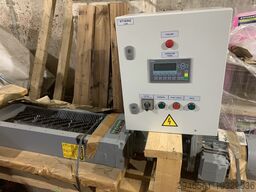 JWC International Muffin Monster 30001