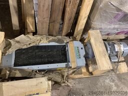 JWC International Muffin Monster 30001