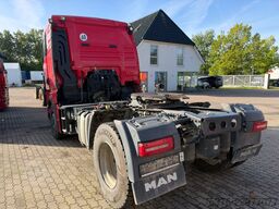 MAN TGX 18.470 LOF 4x4 H damaged