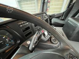 MERCEDES-BENZ Arocs 4145 8x6 4 Achs Muldenkipper