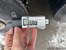 Schmitz Cargobull Semitrailer Reefer Standard divu klāju