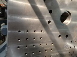 Sumitomo DEMAG IntElect 2 350/830-2200 mit Roboter-Sys