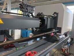 Sumitomo DEMAG IntElect 2 350/830-2200 mit Roboter-Sys