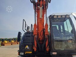 Hitachi ZX170W-5B