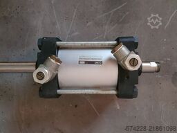 SMC ISO Pneumatikzylinder C92 Serie Ø63–100 – 5 Stück