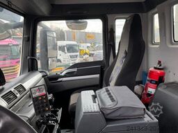 MAN TGS 32.440 8x4 Liebherr 9m3