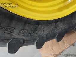 John Deere 7R 330