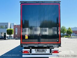 Schmitz Cargobull Curtainsider Standard Getränke