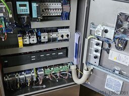  Sortier-, Zuführ- und Aufsetzmaschine