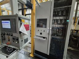 KUKA KR100 R 3500 press