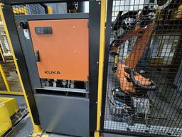 KUKA KR100 R 3500 press