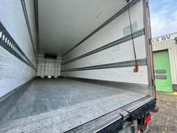 Renault T380 VF611M165MD003883,  6x2,  388567 km, 8.90 ...