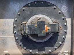 RENAULT T 380 +MAGYAR 19.000L/6COMP+INTARDER