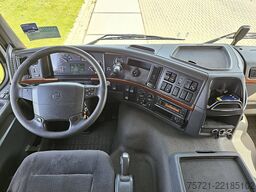 VOLVO FM 11.330 GLOBE LIFT SIDE DOOR