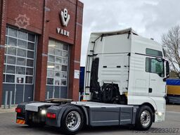 MAN TGX 18.510 4x2 - Lowdeck - Custom interior - Fu...