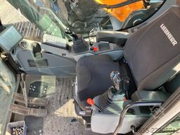 LIEBHERR R926