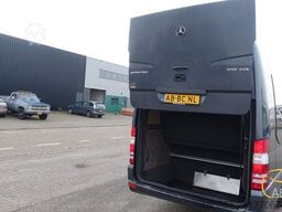 MERCEDES-BENZ Sprinter 516 21 Sitze mit großem Gepäck