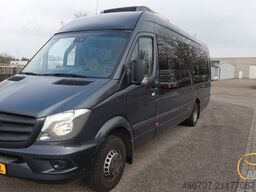 MERCEDES-BENZ Sprinter 516 21 Sitze mit großem Gepäck