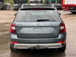 SKODA Octavia Combi Scout 4x4