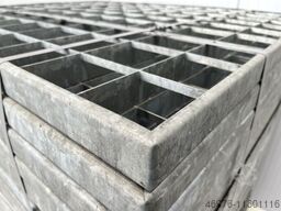 Paket 30x Gitterroste / Gesamtbreite: 1.190 mm / Gesamttiefe: 995 mm (K)