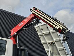 DAF CF 530 8x4-4 / FASSI 27.5 t/m CRANE + TIPPER
