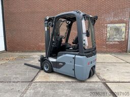 Linde E14-02