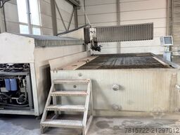 Flow International Corporation I-6012 IFB (Integrated Flying Bridge)