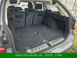 BMW 318 d Touring Navigation  PDC