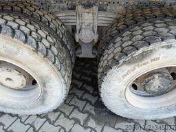 MERCEDES-BENZ AROCS 3742 8x4 Betonmischer EUROMIX 10 m³