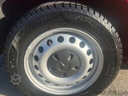 MERCEDES-BENZ Vito 110 CDI 6G KLIMA TEMPOMAT 3-SITZER SCHRÄNKE