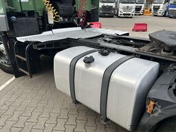 DAF CF 330 FT Sleeper Cab / 645 dkm / NL Truck