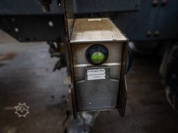 RENAULT D19 320 DXI + DHOLLANDIA