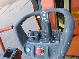 JLG T10E Toucan
