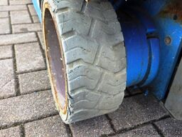 Genie GS1932 Electric, Working Height 7.8 m, 227kg Capac