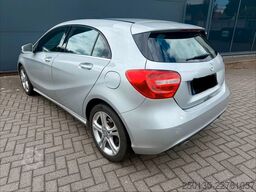 MERCEDES-BENZ A 180 Urban Pano/Auto/Navi/PDC
