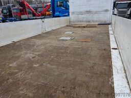 MERCEDES-BENZ 818 Atego Pritsche