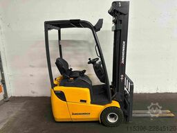 Jungheinrich EFG 110 - TRIPLEX 5,5 m