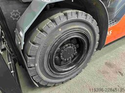 Toyota 40-8FD50N - TRIPLEX 5,5 m