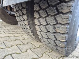 Mercedes-Benz Axor 1833 4X4 / HOOLIFT / SNOW PLOW