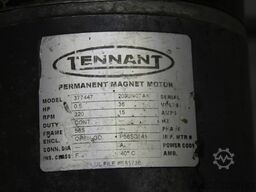Tennant 377.447 / 20JUN07AK