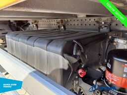 Renault D12 240 4x2 Laadklep 1500KG + Cruise control