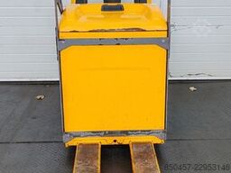 Jungheinrich ERE 225 2021y/ 2816mh
