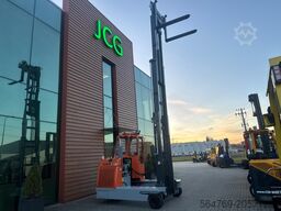 Hubtex DQ45 / 4500 kg/ Triplex /Only 3309 h