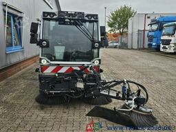 Bucher Bucher CityCat V20 3 Besen System 3.310 BH Klima