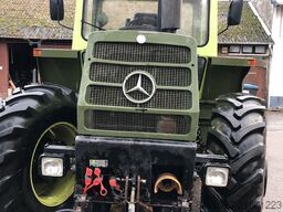 Daimler-Benz MB 1300