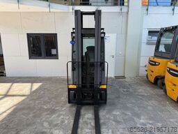 Jungheinrich EFG 316 / Vollkabine / AKKU 99 %