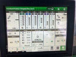 John Deere 8400R