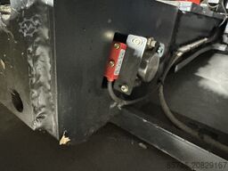 LINDE V ( 5213 ) - Wire Guidance !! DOUBLE steering !! Triplex FFL