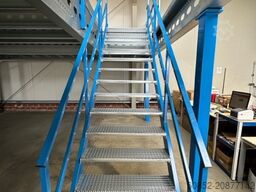 10x15m Lagerbühne , Belastung : 500kg/qm Unterkante: 2,5m ,ca. 150qm Systembühne